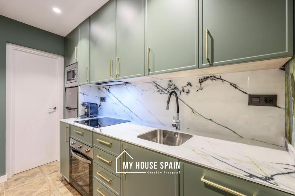 Myhousespain - Moderno Piso Junto A Gran Via Madrid Kültér fotó
